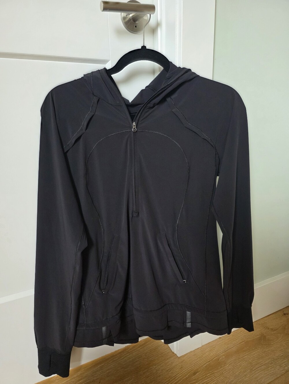Women’s Lululemon Black Hooded Zip Top - Lightweight Activewear
